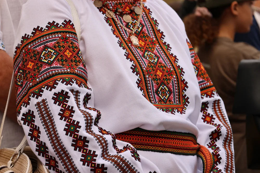 Vyshyvanka y el Legado de los Bordados