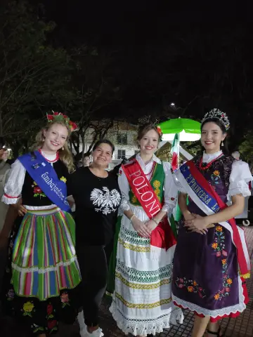 Fiesta Las Raíces 2024