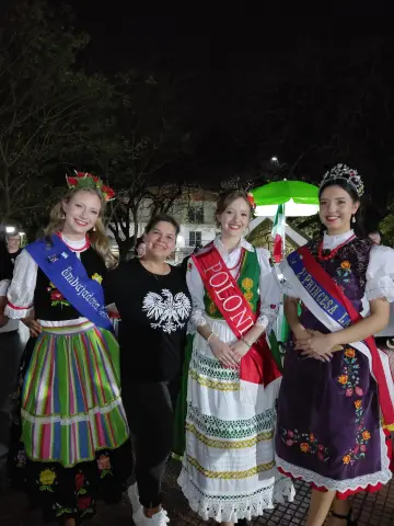 Fiesta Las Raíces 2024