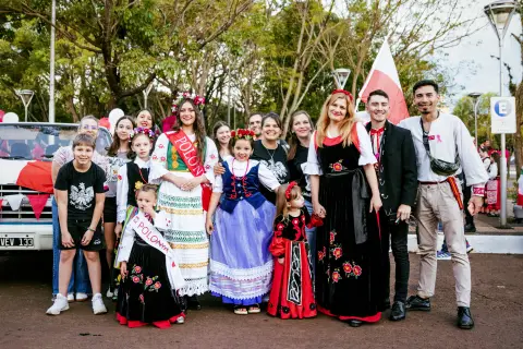 Fiesta "Las Raíces" - Dia 01