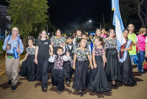 Fiesta "Las Raíces" - Dia 01