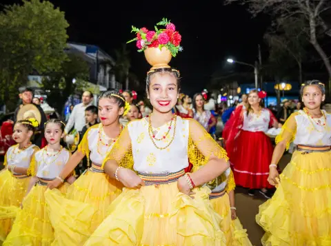 Fiesta "Las Raíces" - Dia 01