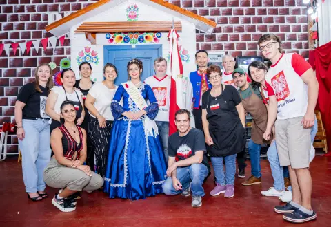 Fiesta "Las Raíces" - Dia 03