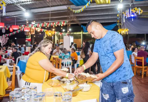 Fiesta "Las Raíces" - Dia 03
