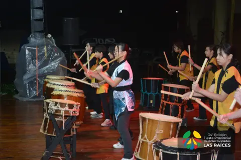 Fiesta "Las Raíces" - Día 04