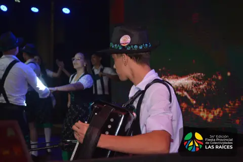 Fiesta "Las Raíces" - Día 04